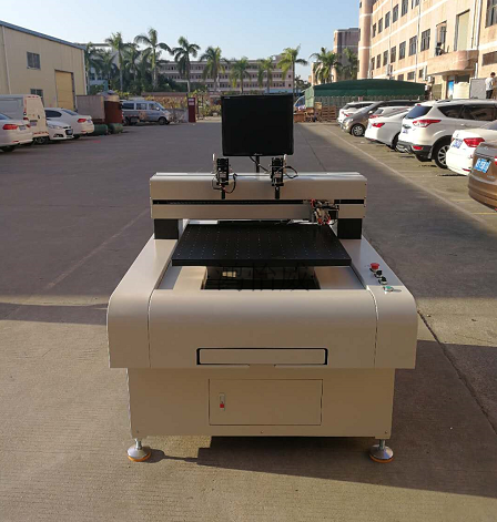 在玻璃深加工企业全自动玻璃切割机该如何选择？